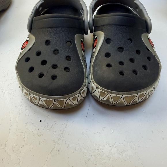 Crocs Mechanical Shark Shoes size 8 Toddler - Picture 3 of 6